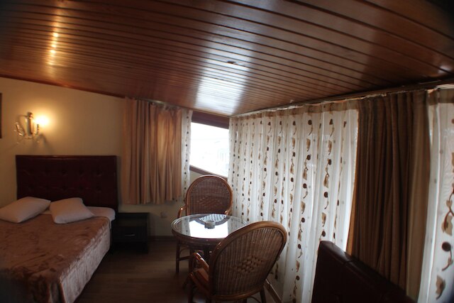 キョシュク オテル