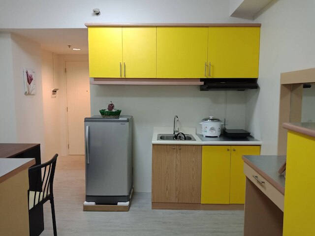 スタジオ バイ RA アット アマイア ステップス マンダウエ コンドミニアム