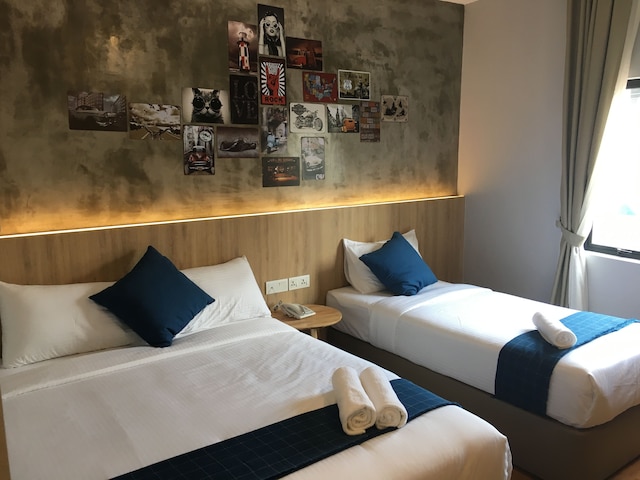 CIQ ホテル アット ジャラン トラス