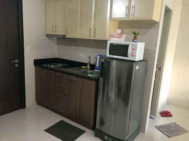 ワン パーム ツリー アパートメンツ