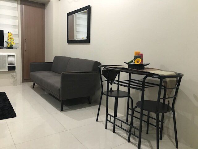 ワン パーム ツリー アパートメンツ