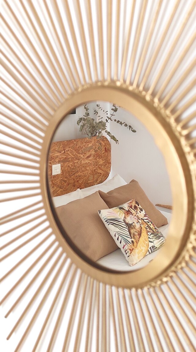 ルームズ ヴィタ & バー