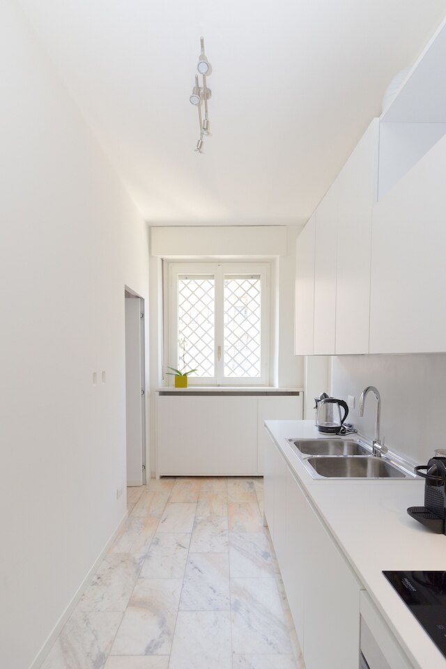 ビー アパートメンツ ジョルダーノ