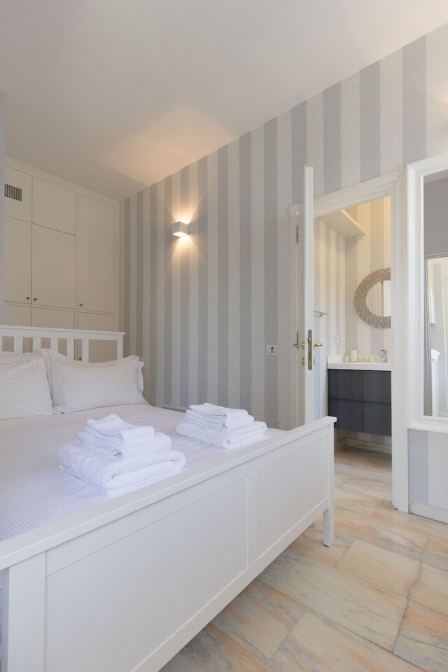 ビー アパートメンツ ジョルダーノ