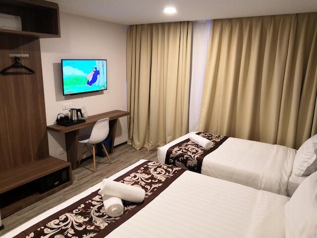 ロレックス ホテル