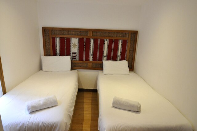 ケンプスフォード ハウス アパートメンツ