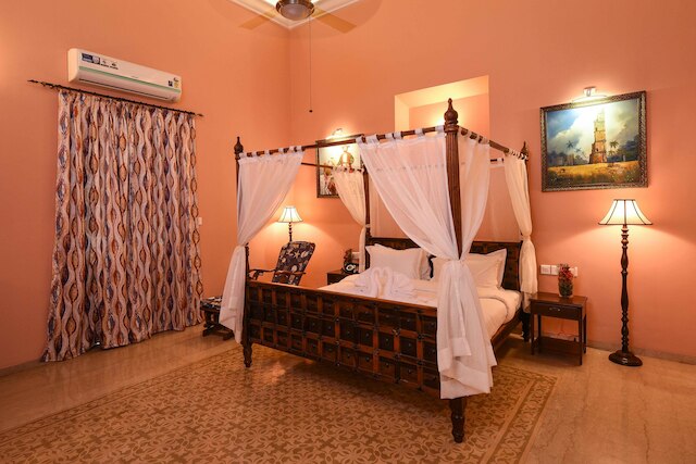 スーリヤ キラン ヘリテージ ホテル