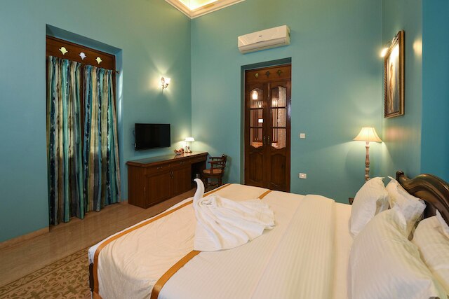 スーリヤ キラン ヘリテージ ホテル