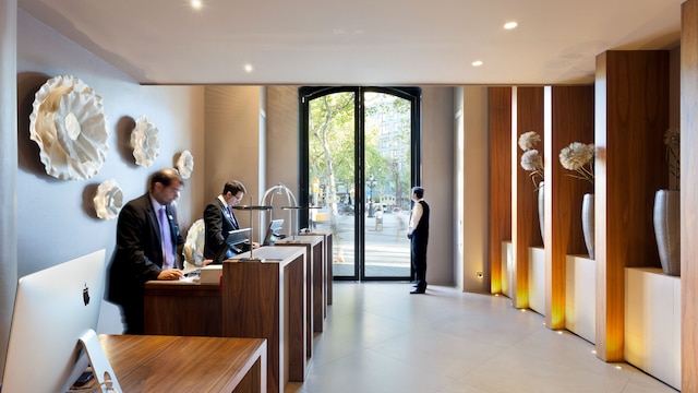 ホテル コンデス デ バルセローナ