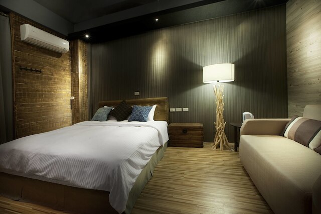 スプリングツリー B&B (井上春樹)