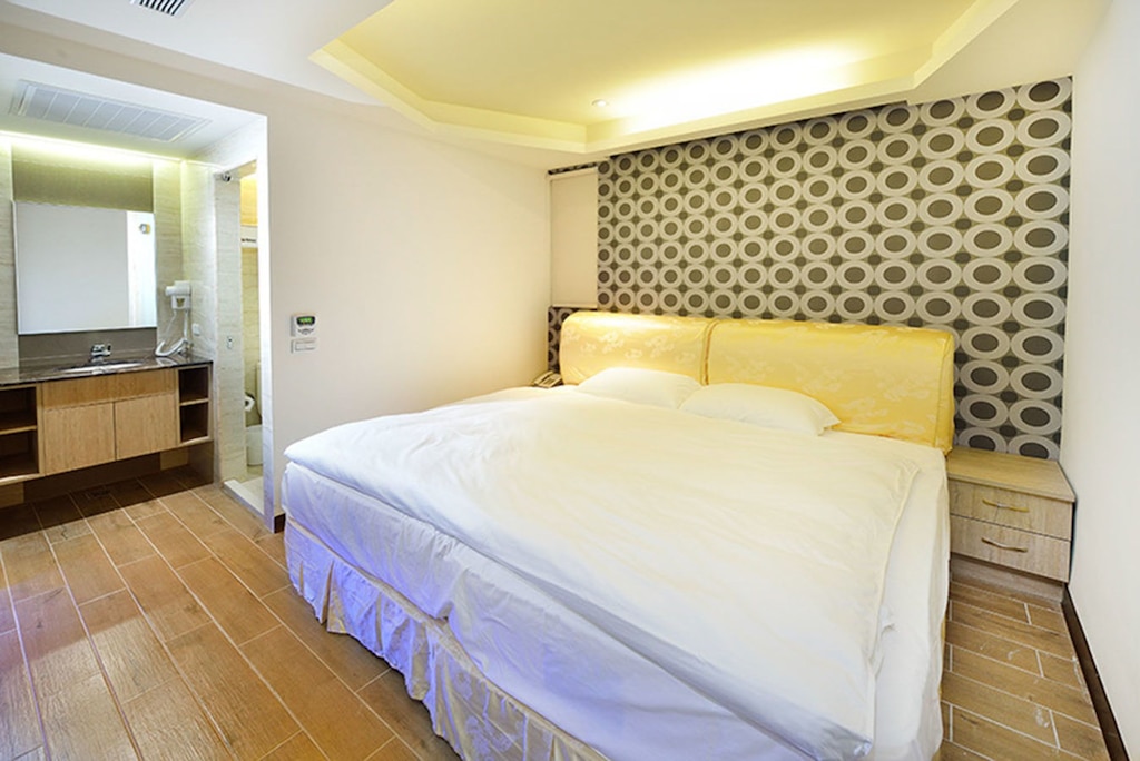 2.ディレクトホテル