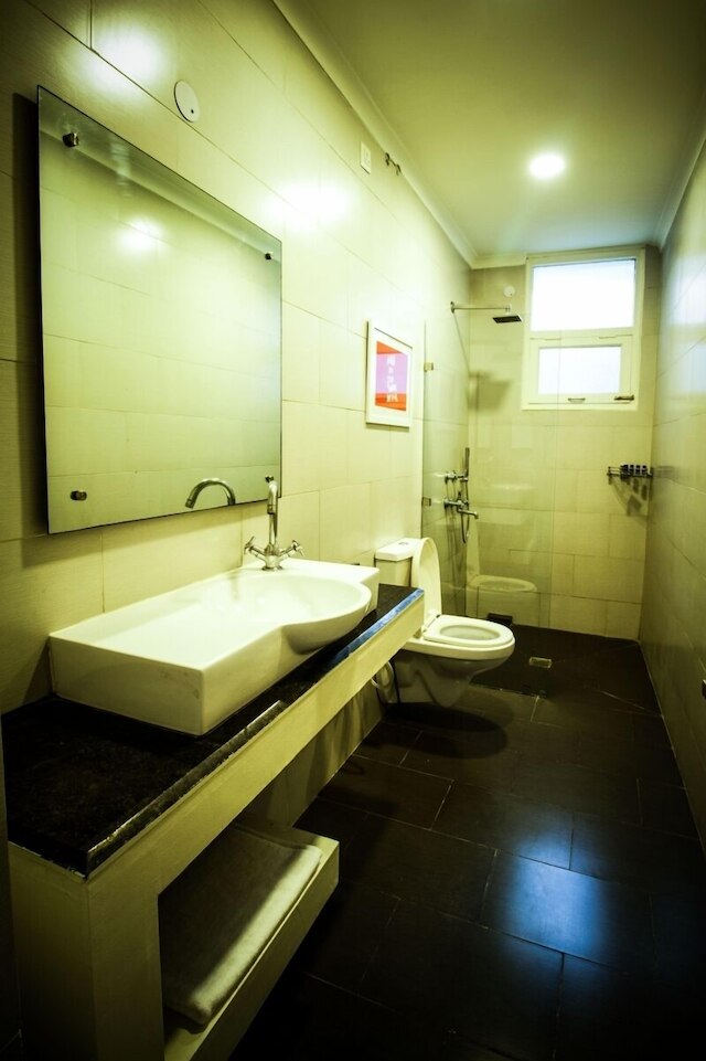 アナラ ホームズ アンド ヴィラズ - GK II