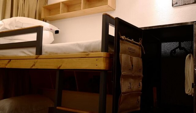 シンプル パレス - ホステル (西圃民宿)