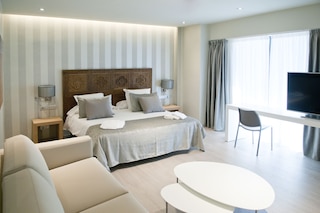 セレンニア エクスクルーシヴ ルームズ