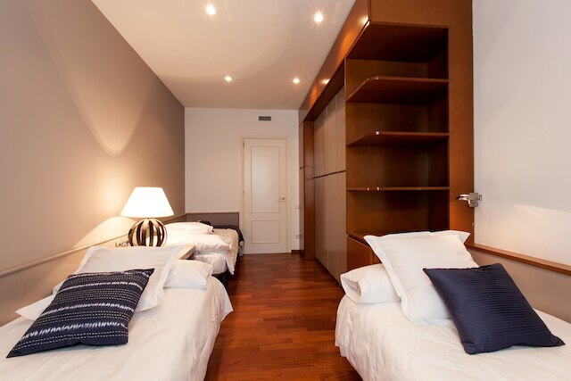 セレンニア アパートメンツ ランブラス - プラサ カタルーニャ