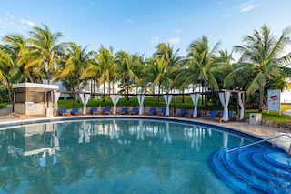 ホテル ドス プラヤス ファランダ カンクン