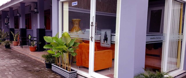 メトロ マリオボロ リビング