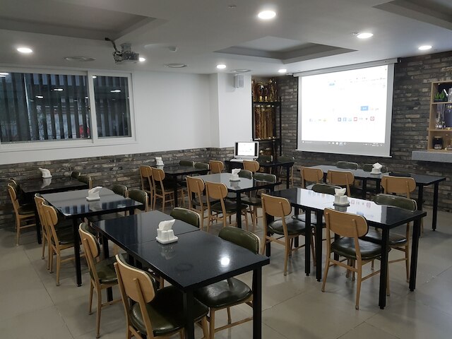 ハウンド ホテル サンム