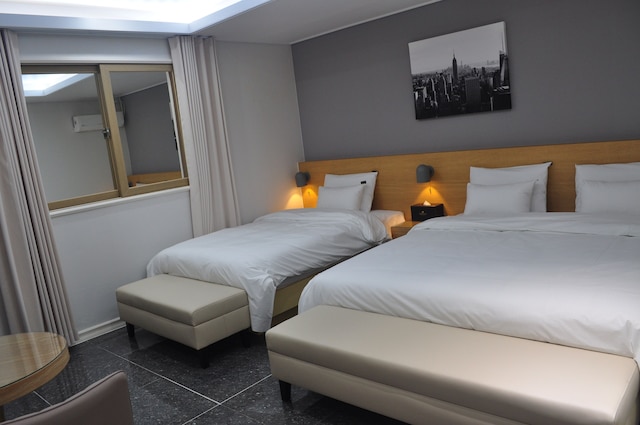 ハウンド ホテル サンム