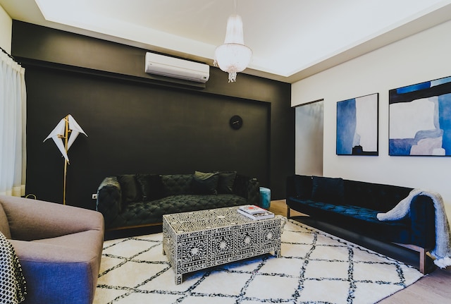 クロエチェン - ホーム (CHLOECHEN HOME)