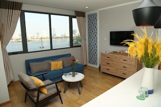 カカ ホテル ハン リバー