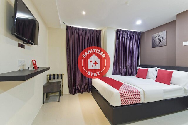 スーパー  OYO 326 TC  ホテル