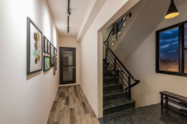 スプリング ヴィラ サンドゥオ (春上村墅-三多館)