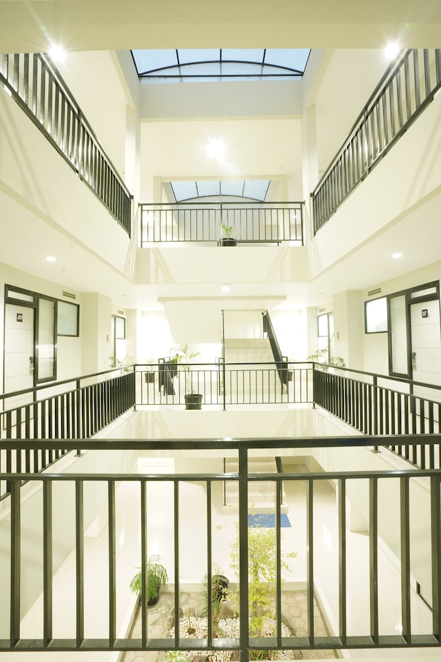 デ パラゴン カリジュダン