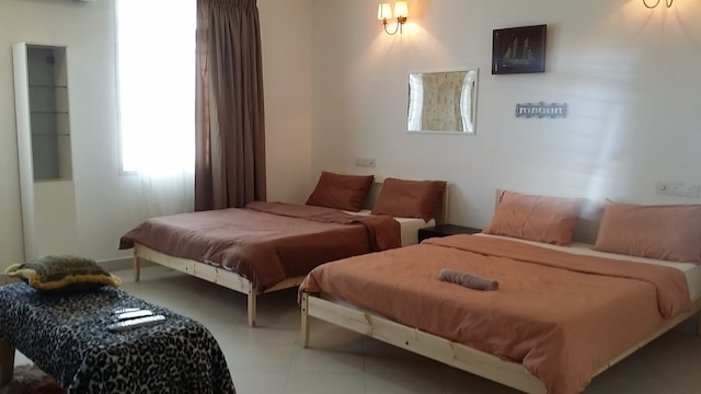 ファミリー スイート デサ テブラウ ジョホール バール