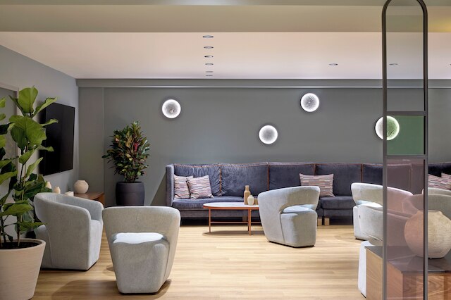 ゼウス エッセンス ウィンダム アテネス レジデンス