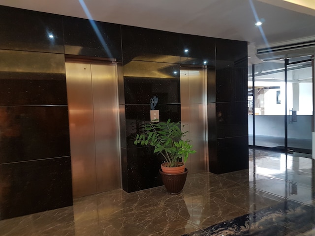 イーストランド ホテル アンド レジデンシーズ