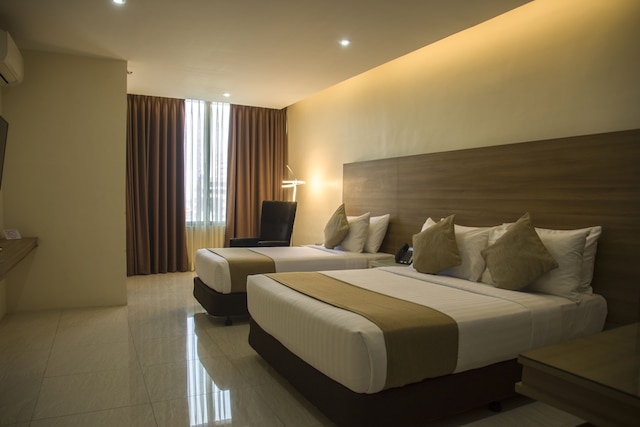 イーストランド ホテル アンド レジデンシーズ