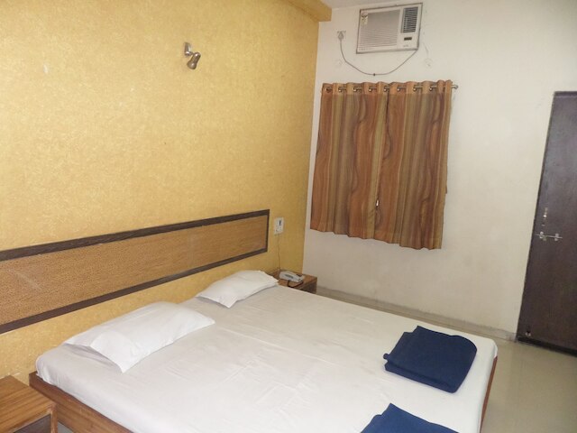 ツーリスト ホーム ロッジング