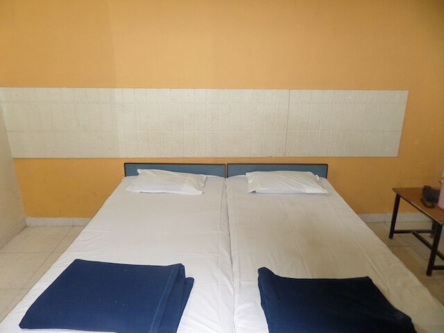 ツーリスト ホーム ロッジング