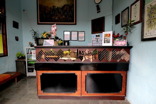 レッドドアーズ プラス シャリア ニア レンプヤンガン ステーション 3