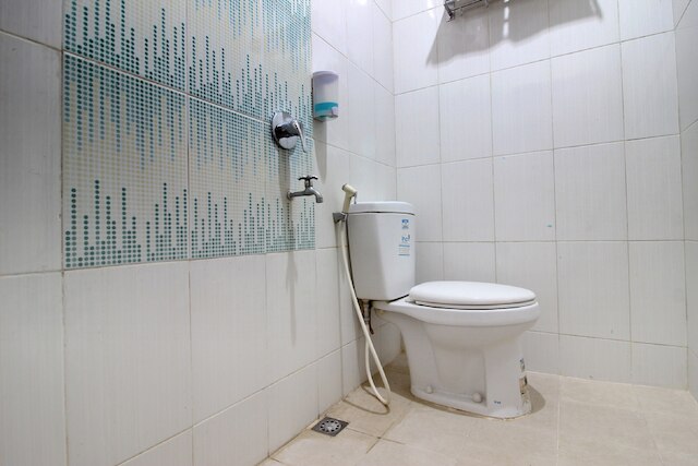 レッドドアーズ プラス シャリア ニア レンプヤンガン ステーション 3