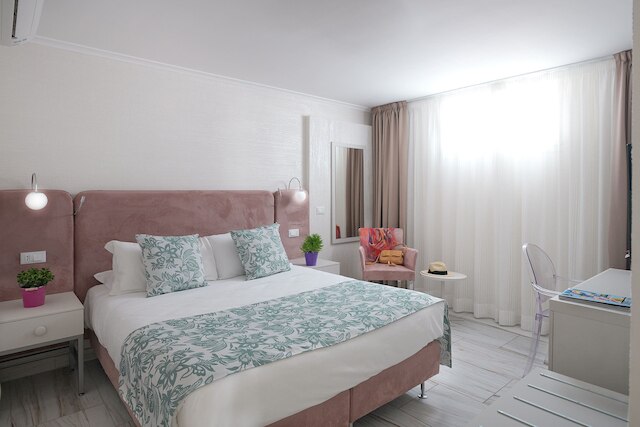 ローマ エアポート イン