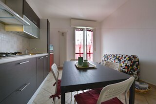 イーグル ビュー アパートメント