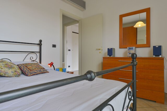 イーグル ビュー アパートメント