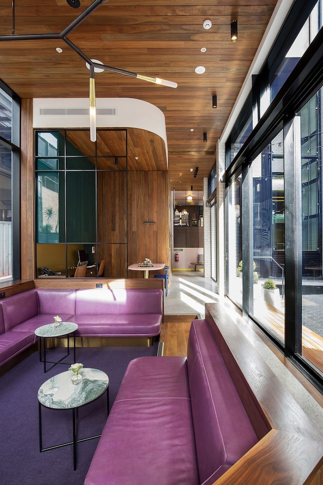 クリスタルブルック アルビオン