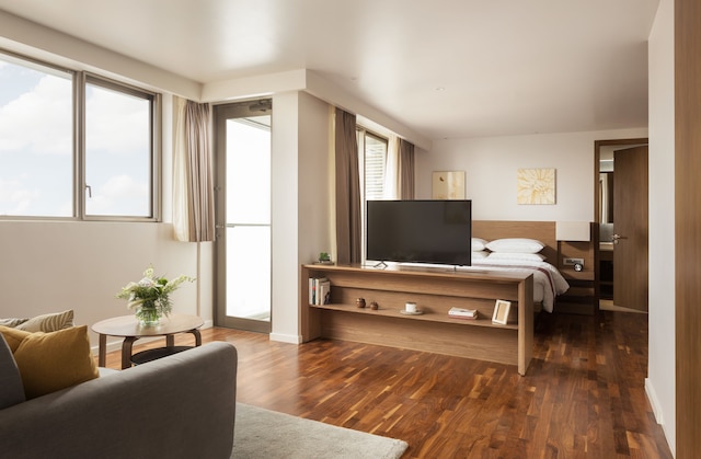 ホテル エミオン プノンペン