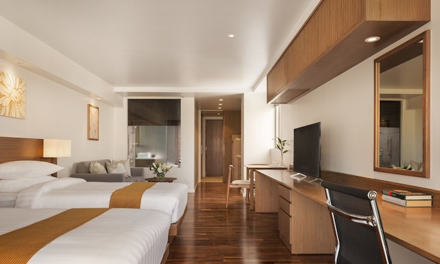 ホテル エミオン プノンペン