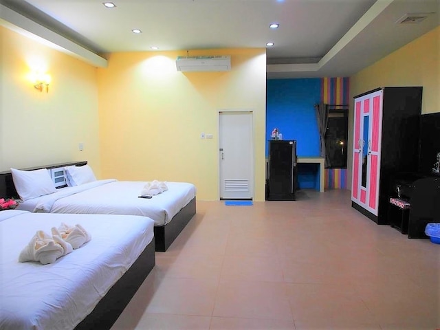 バーンスアン アイヤラ