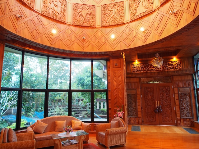 バーンスアン アイヤラ