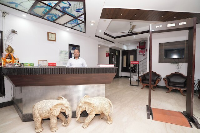 ホテル マンダキニ 宮殿ホテル