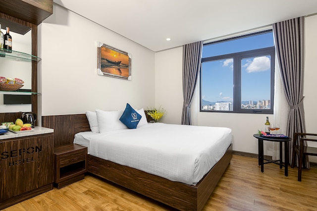 セポン ブルー ホテル