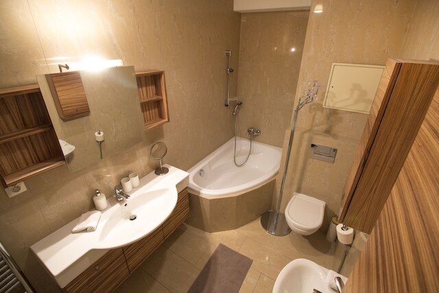 ラグジュリアス アパートメント ニア プラハ キャッスル