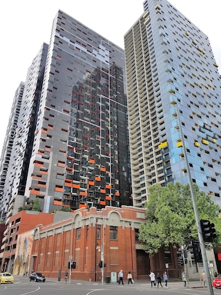 レアディセット アパートメンツ アット アッパー ウエスト サイド