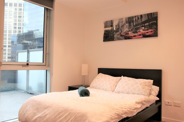 レアディセット アパートメンツ アット リバティ