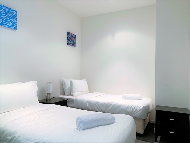 レアディセット アパートメンツ アット リバティ